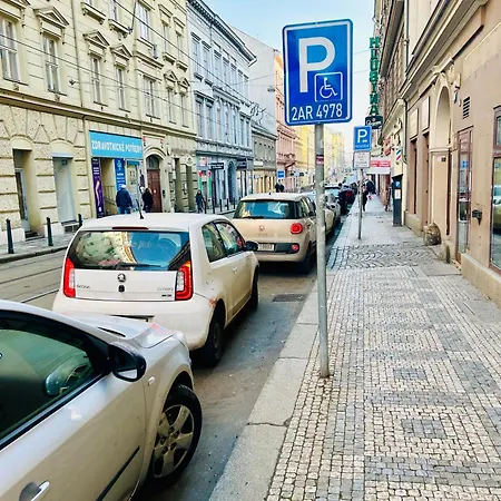Lidicka 31 ,2 Bedrooms ,8 Guests ,near Center * Prague